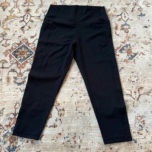 Ziya Cropped Black Pocket Brilliant High Rise Capri 20 Inch